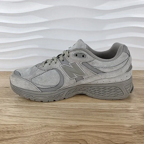 New Balance 2002R Sneakers Mens Size 8‎ D Incense Athletic Shoes ML2002RP